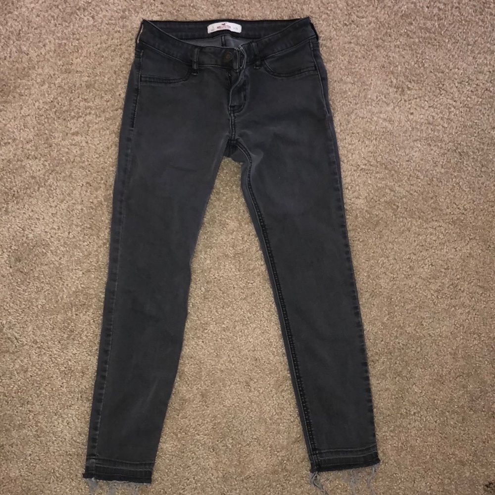 Hollister capri grey pants